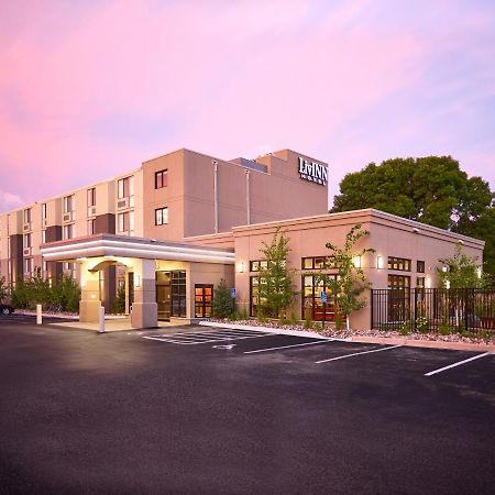 Livinn Hotel St Paul East / Maplewood Buitenkant foto
