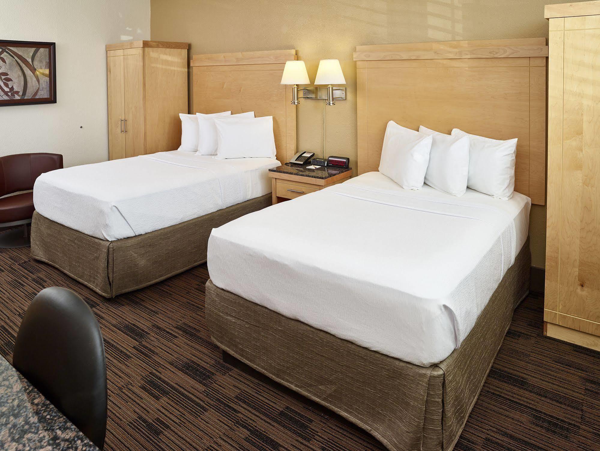Livinn Hotel St Paul East / Maplewood Buitenkant foto