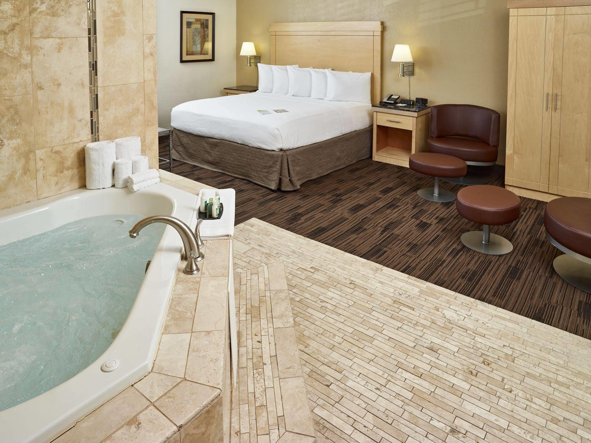 Livinn Hotel St Paul East / Maplewood Buitenkant foto