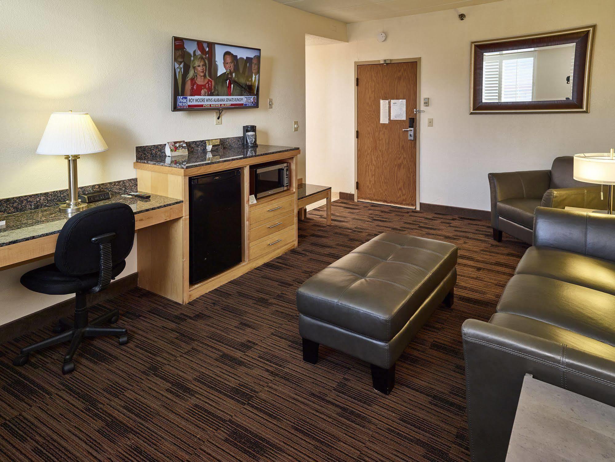Livinn Hotel St Paul East / Maplewood Buitenkant foto