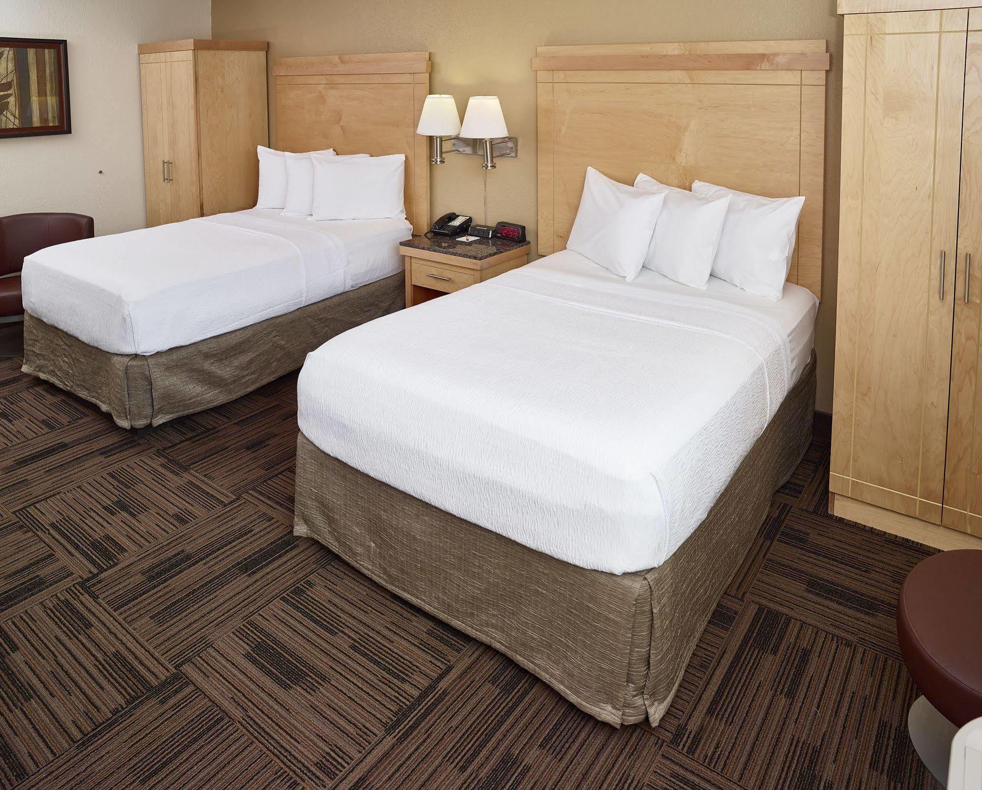 Livinn Hotel St Paul East / Maplewood Buitenkant foto